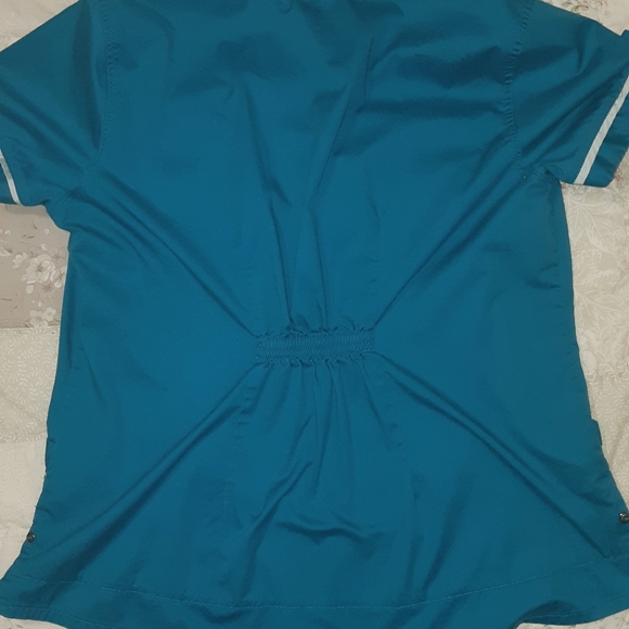 Scrub Top - Picture 2 of 2